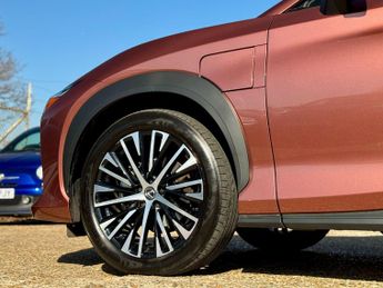 Lexus RZ 450e 71.4kWh Premium Auto DIRECT4 5dr