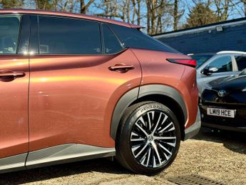 Lexus RZ 450e 71.4kWh Premium Auto DIRECT4 5dr