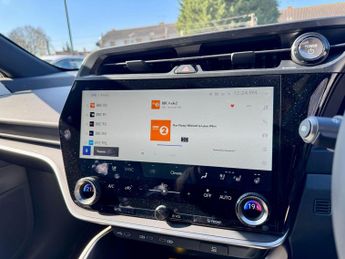 Lexus RZ 450e 71.4kWh Premium Auto DIRECT4 5dr