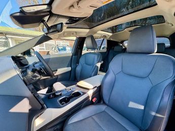 Lexus RZ 450e 71.4kWh Premium Auto DIRECT4 5dr