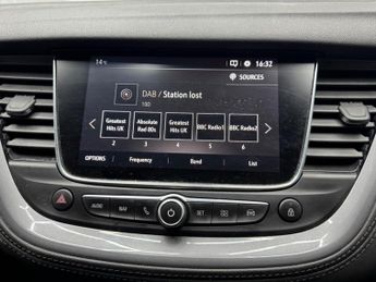 Vauxhall Grandland X 2.0 Turbo D BlueInjection Tech Line Nav Auto Euro 6 (s/s) 5dr