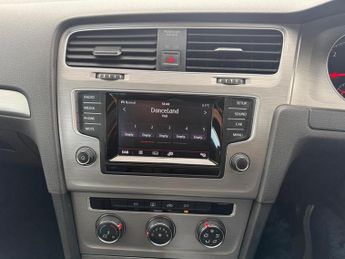 Volkswagen Golf 1.6 TDI BlueMotion Tech SE DSG Euro 5 (s/s) 5dr