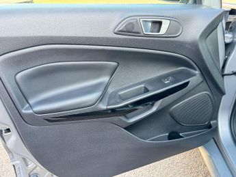Ford EcoSport 1.0T EcoBoost ST-Line Euro 6 (s/s) 5dr