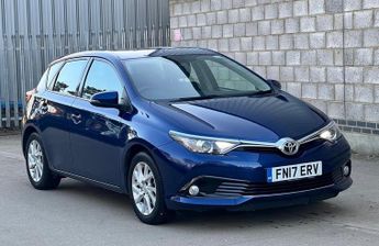 Toyota Auris 1.2 VVT-i Icon Euro 6 (s/s) 5dr (Safety Sense)