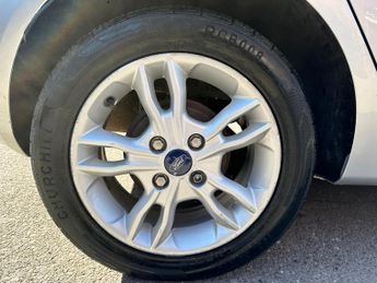 Ford Fiesta 1.4 Titanium 5dr