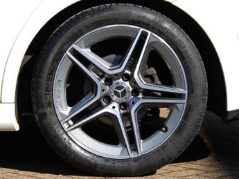 Mercedes-Benz A Class 2.0 A200d AMG Line (Premium) 8G-DCT Euro 6 (s/s) 5dr