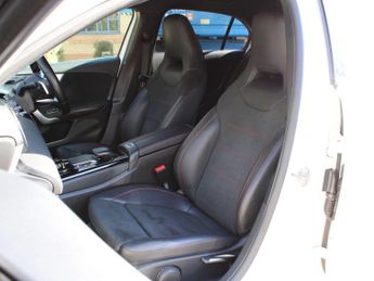 Mercedes-Benz A Class 2.0 A200d AMG Line (Premium) 8G-DCT Euro 6 (s/s) 5dr