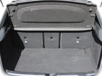 Mercedes-Benz A Class 2.0 A200d AMG Line (Premium) 8G-DCT Euro 6 (s/s) 5dr