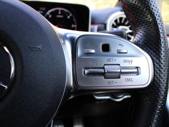 Mercedes-Benz A Class 2.0 A200d AMG Line (Premium) 8G-DCT Euro 6 (s/s) 5dr