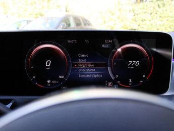 Mercedes-Benz A Class 2.0 A200d AMG Line (Premium) 8G-DCT Euro 6 (s/s) 5dr