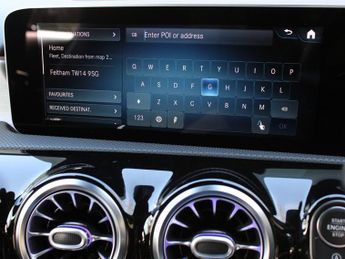 Mercedes-Benz A Class 2.0 A200d AMG Line (Premium) 8G-DCT Euro 6 (s/s) 5dr