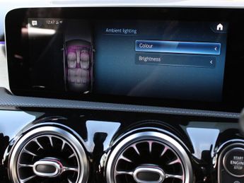 Mercedes-Benz A Class 2.0 A200d AMG Line (Premium) 8G-DCT Euro 6 (s/s) 5dr