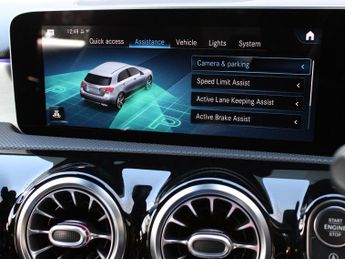Mercedes-Benz A Class 2.0 A200d AMG Line (Premium) 8G-DCT Euro 6 (s/s) 5dr