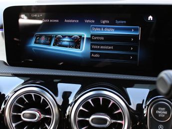 Mercedes-Benz A Class 2.0 A200d AMG Line (Premium) 8G-DCT Euro 6 (s/s) 5dr