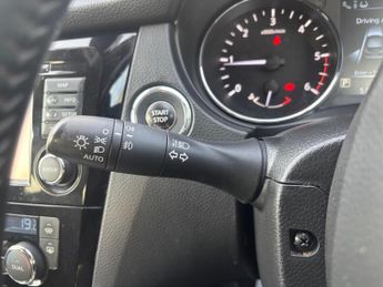 Nissan Qashqai 1.6 dCi Tekna XTRON 2WD Euro 6 (s/s) 5dr