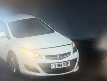 Vauxhall Astra 2.0 CDTi Elite Auto Euro 5 5dr