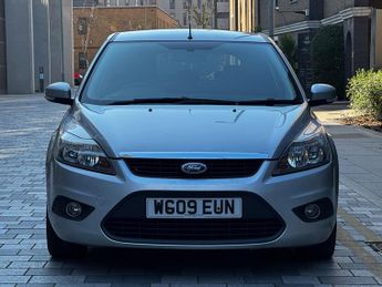 Ford Focus 1.6 Zetec 5dr