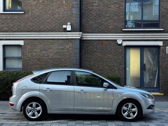Ford Focus 1.6 Zetec 5dr