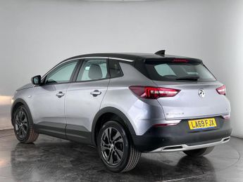 Vauxhall Grandland X 1.2 Turbo Sport Nav Auto Euro 6 (s/s) 5dr