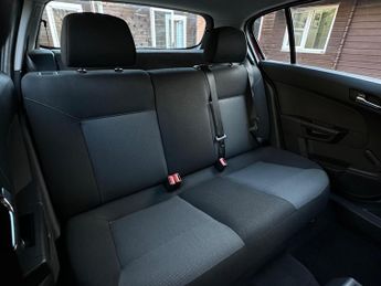 Vauxhall Astra 1.8i 16v Club 5dr