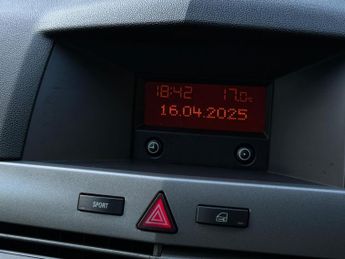 Vauxhall Astra 1.8i 16v Club 5dr