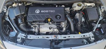 Vauxhall Astra 1.6 CDTi BlueInjection Elite Nav Auto Euro 6 5dr