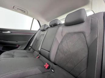 Volkswagen Golf 2.0 TDI Style DSG Euro 6 (s/s) 5dr