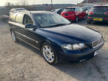 Volvo V70 2.5 10v SE 5dr