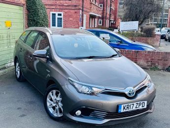 Toyota Auris 1.8 VVT-h Business Edition Touring Sports CVT Euro 6 (s/s) 5dr (