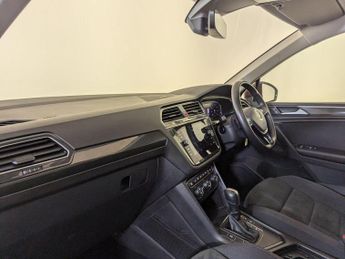 Volkswagen Tiguan 1.5 TSI EVO SEL DSG Euro 6 (s/s) 5dr