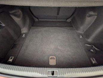 Lexus IS 2.5 300h E-CVT Euro 6 (s/s) 4dr