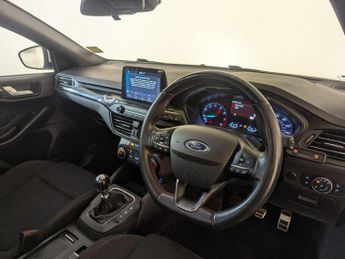 Ford Focus 1.0T EcoBoost ST-Line Euro 6 (s/s) 5dr