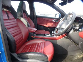 MG MG HS 1.5 T-GDI Exclusive DCT Euro 6 (s/s) 5dr