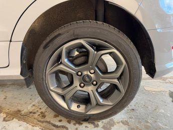 Ford EcoSport 1.0T EcoBoost ST-Line Euro 6 (s/s) 5dr