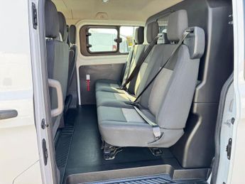 Ford Transit Custom 2.0 300 EcoBlue Crew Van L2 H1 Euro 6 5dr (6 Seat)