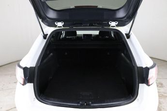Suzuki Swace 1.8h SZ5 CVT Euro 6 (s/s) 5dr