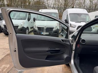 Vauxhall Corsa 1.2 16V Excite Euro 5 3dr (A/C)