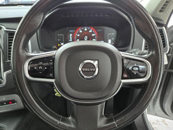 Volvo XC90 2.0 D5 Momentum Geartronic 4WD Euro 6 (s/s) 5dr