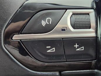 Peugeot 3008 1.6 13.2kWh Allure e-EAT Euro 6 (s/s) 5dr