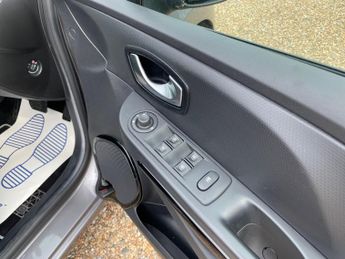 Renault Clio 1.5 dCi Dynamique S Nav Auto Euro 6 5dr