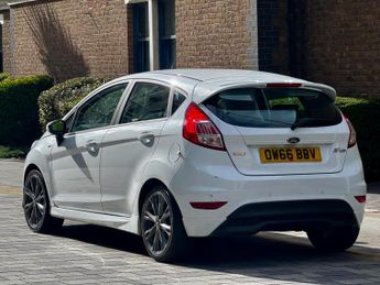 Ford Fiesta 1.0T EcoBoost ST-Line Euro 6 (s/s) 5dr