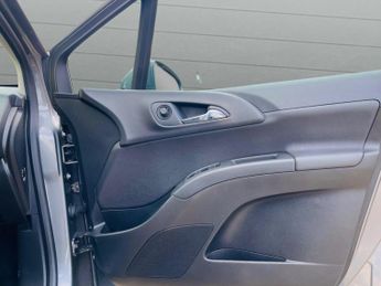 Vauxhall Meriva 1.4i Turbo SE Auto Euro 6 5dr