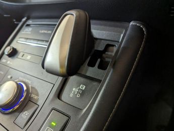 Lexus CT 1.8 200h Takumi E-CVT Euro 6 (s/s) 5dr
