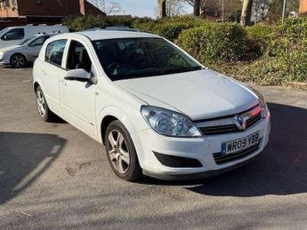 Vauxhall Astra 1.8i 16v Club 5dr