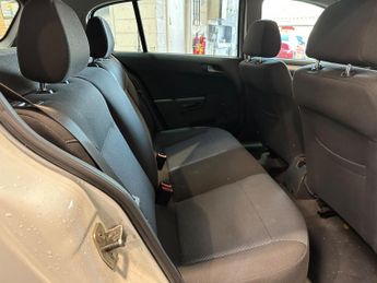 Vauxhall Astra 1.8i 16v Club 5dr