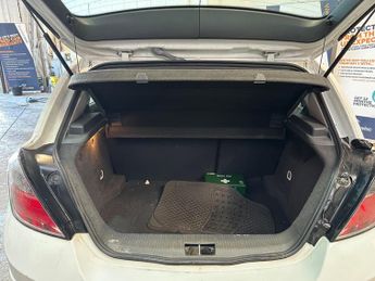 Vauxhall Astra 1.8i 16v Club 5dr
