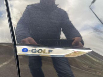 Volkswagen e-Golf 35.8kWh e-Golf Auto 5dr