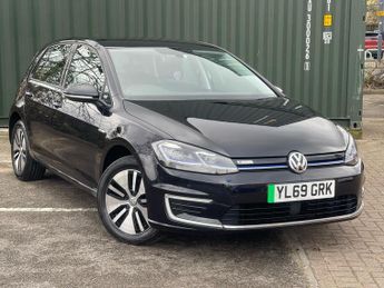 Volkswagen e-Golf 35.8kWh e-Golf Auto 5dr