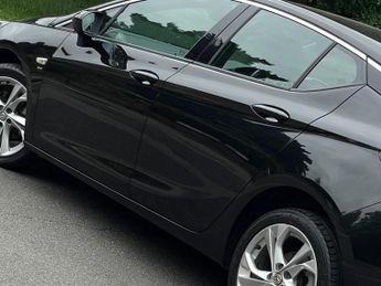 Vauxhall Astra 1.4i SRi Euro 6 5dr