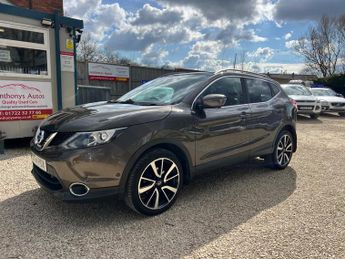 Nissan Qashqai 1.6 dCi Tekna XTRON 2WD Euro 5 (s/s) 5dr